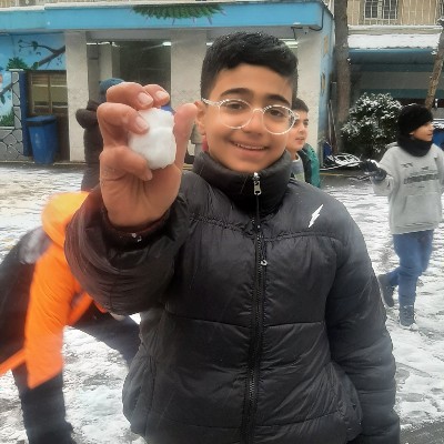 برف زیبای زمستانی و شادی های خاطره انگیز 